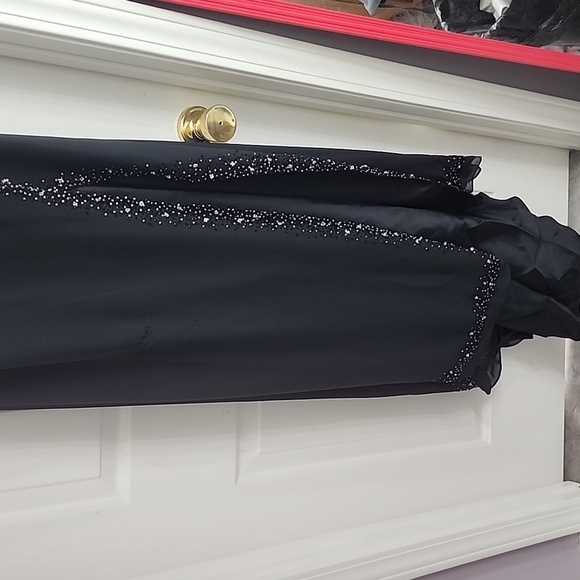 Black beaded prom dress sz 10 - Picture 3 of 16